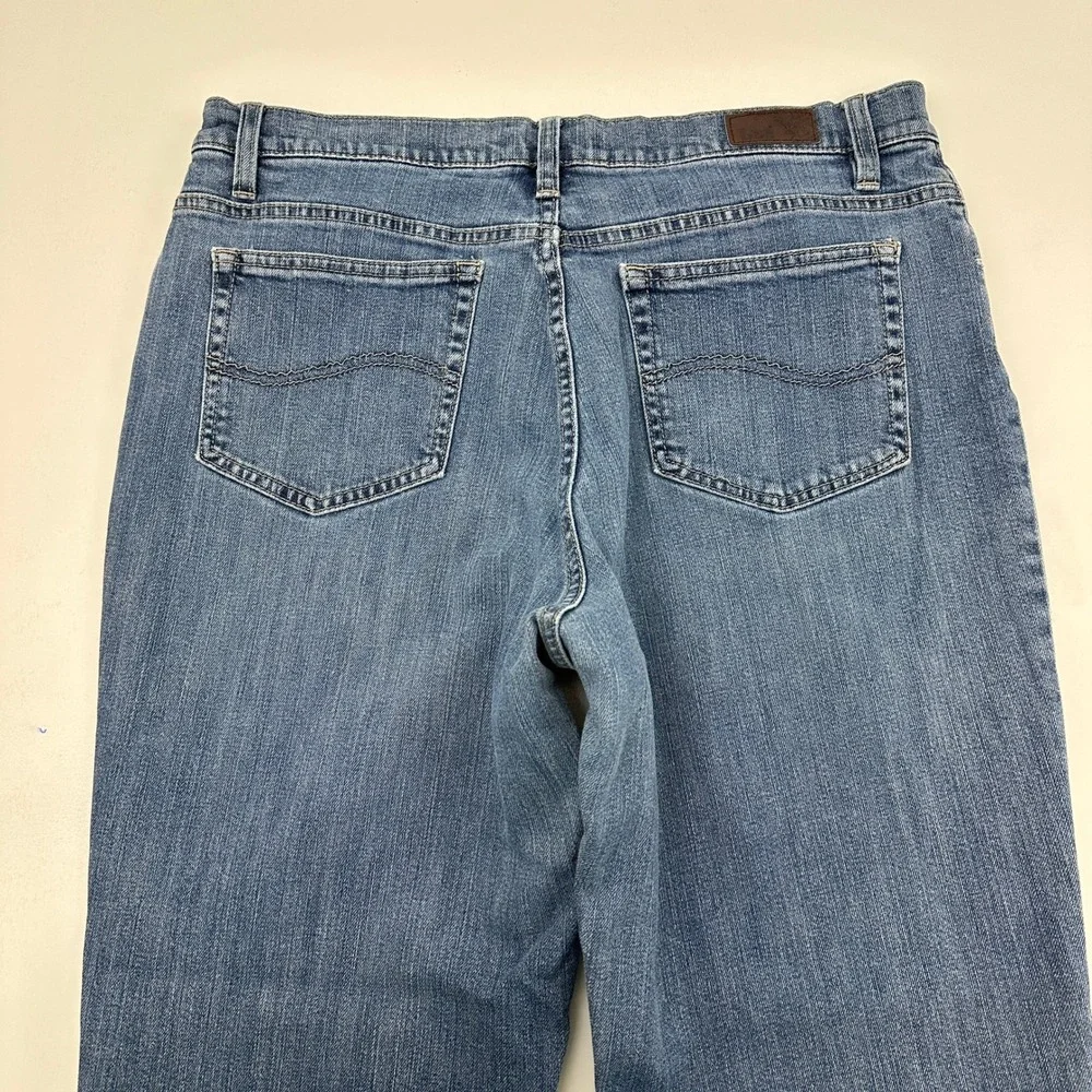 Lee relaxed bootcut